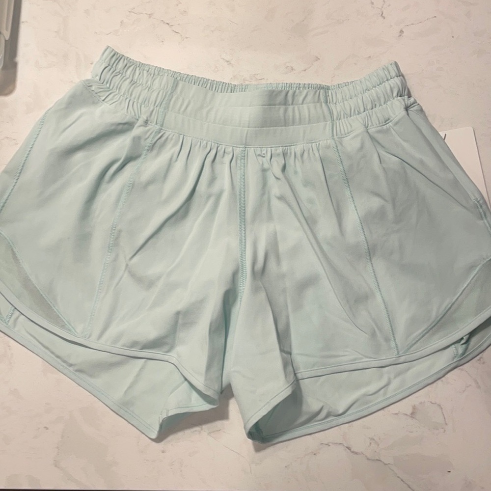 BRAND NEW Lululemon Hotty Hot shorts